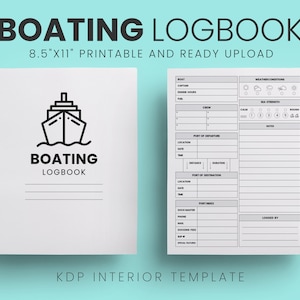 Puede incluir: Un libro de registro imprimible en blanco y negro para navegantes. La portada presenta un dibujo lineal simple de un barco. Las páginas interiores incluyen secciones para información del barco, condiciones climáticas, puerto de salida, puerto de destino y notas.