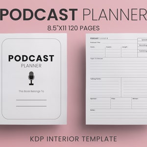 Puede incluir: Un planificador de podcast imprimible en blanco y negro con el título "Podcast Planner" y el texto "This Book Belongs To". El planificador mide 8,5 pulgadas por 11 pulgadas y tiene 120 páginas.