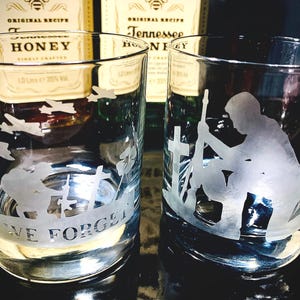 Lest we forget hand engraved whiskey tumbler glass, kneeling soldier, Or Airplanes glass gift, Lest we forget glass gift
