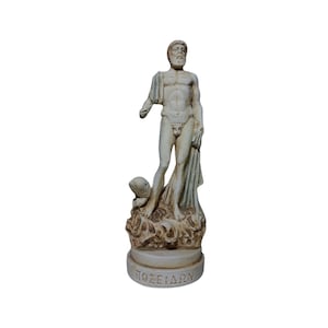 Estatua de Poseidón Escultura del dios grecorromano hecha a mano
