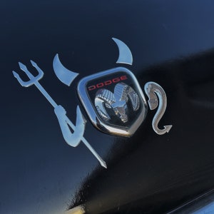 Naklejka z emblematem Chrome Devil / Naklejka z odznaką Pitchfork & Horns / Gotyckie akcesoria samochodowe