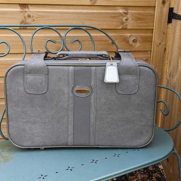 Retro suitcase weekend case travel retro luggage vintage luggage grey vintage international luggage retro prop retro display