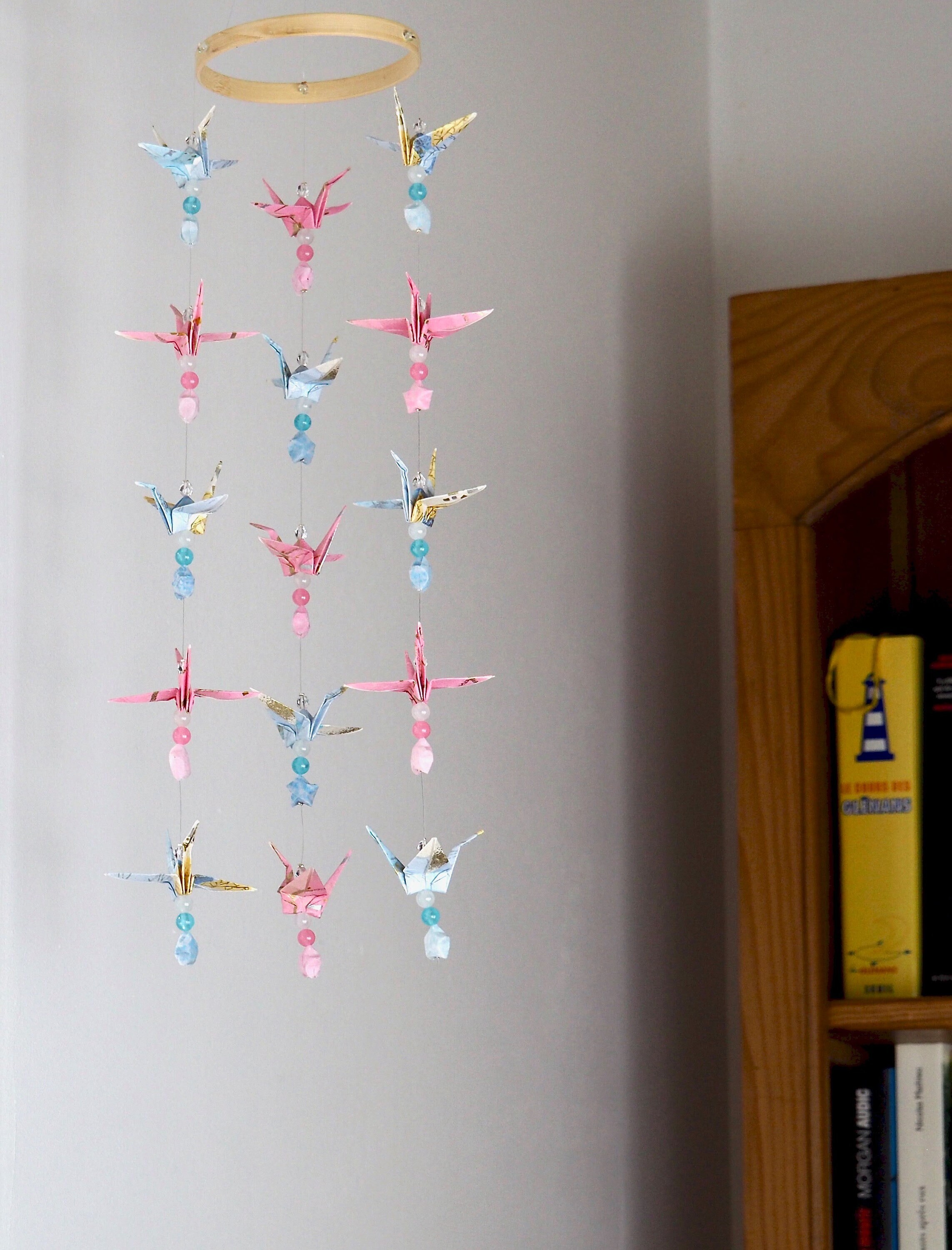 Mobile Origami Grues, Étoiles Du Bonheur et Perles Fluorescentes.
