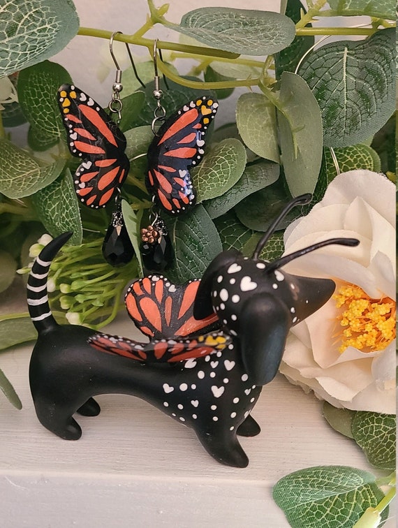 Butterfly ring holder best sale