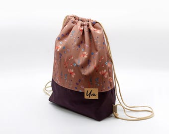Gym bag made of water-repellent outdoor fabric with floral print, personalized, lined / two sizes / own design
