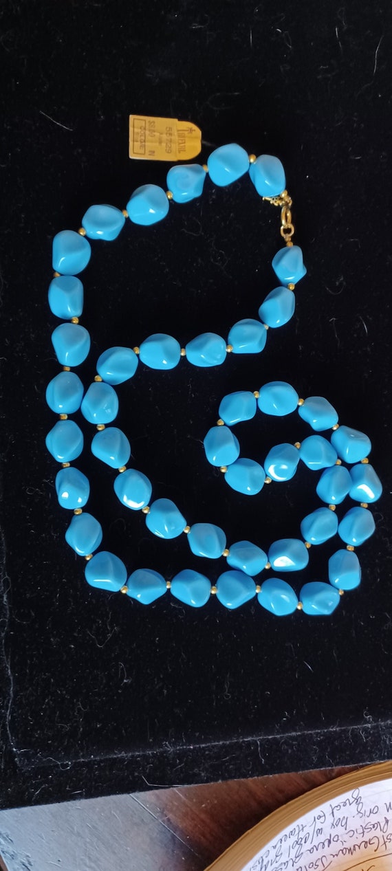Trifari vintage blue bead necklace