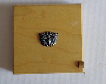 Rare Wooden Powder Compact