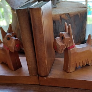 Wooden Scottie bookends