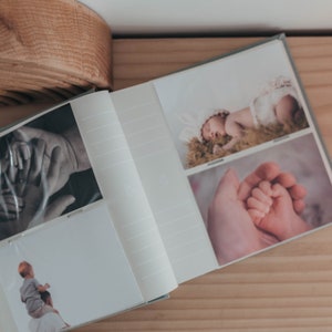 Linen Photo Album with Window 8.6 x 8.6 200 Pockets for 4x6 photos plus writing space Pink with Gold Stamping image 9