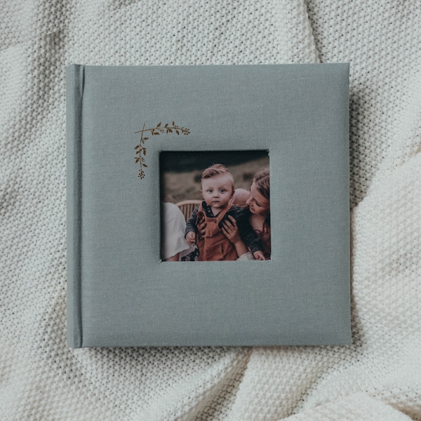 Linen Photo Album with Window 8.6" x 8.6" - 200 Pockets for 4x6 photos plus writing space - Powder Blue with Gold Stamping