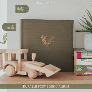 Linen Photo Album 8.6 x 8.6 200 Pockets for 4x6 photos plus writing space Olive Green with Gold Stamping image 4