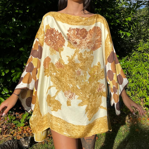 Caftan en pure soie - complètement unique