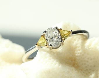 Gelber 0.5 ct Saphir Ehering, 14k Gold Saphir Diamant Ring, Saphir Cluster Ring, Moderner und zierlicher Verlobungsring