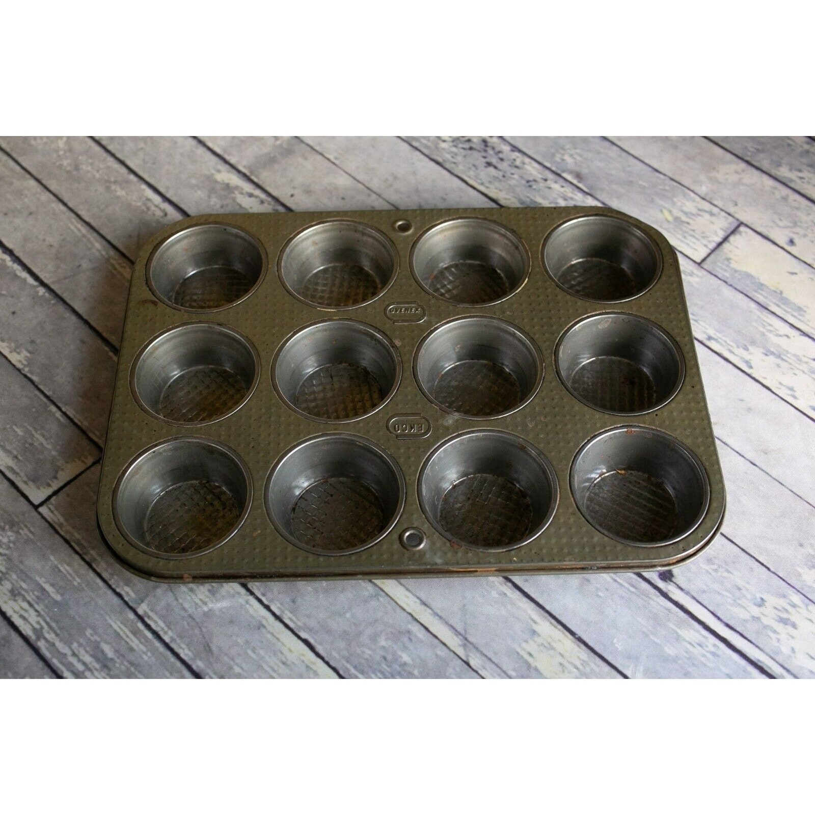 Metal Cornbread Pan