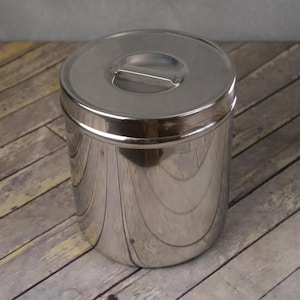 VOLLRATH Stainless Steel Kitchen or Medical Canister #8803 7" with Lid