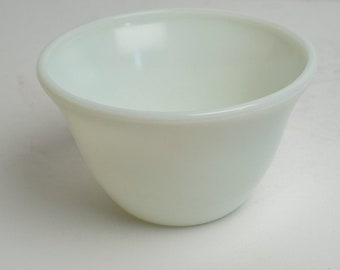 MCKEE GLASS Bell Bowl White Milk Glass 6" Wide EUC