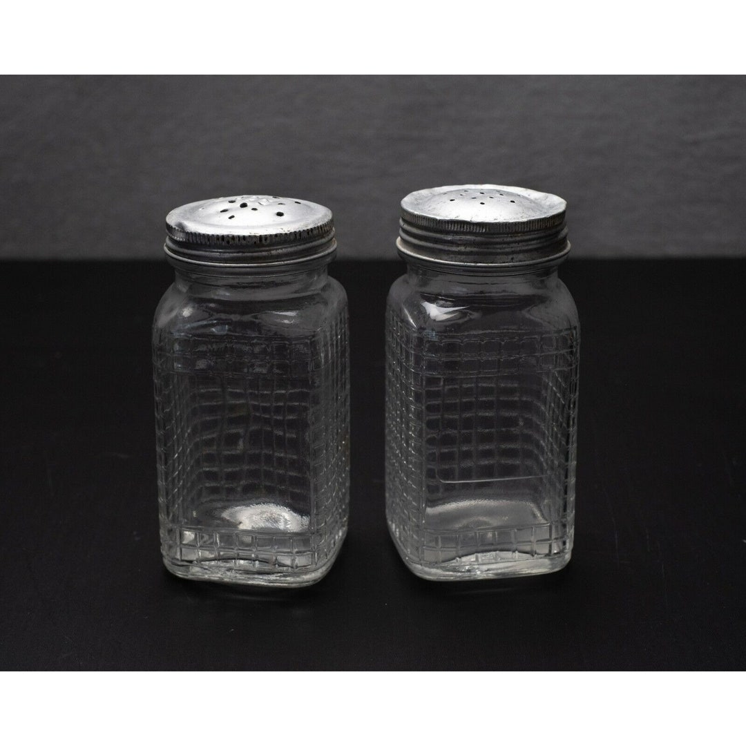 Vintage CAPSTAN GLASS Shakers Checkered Clear Glass Tin Etsy