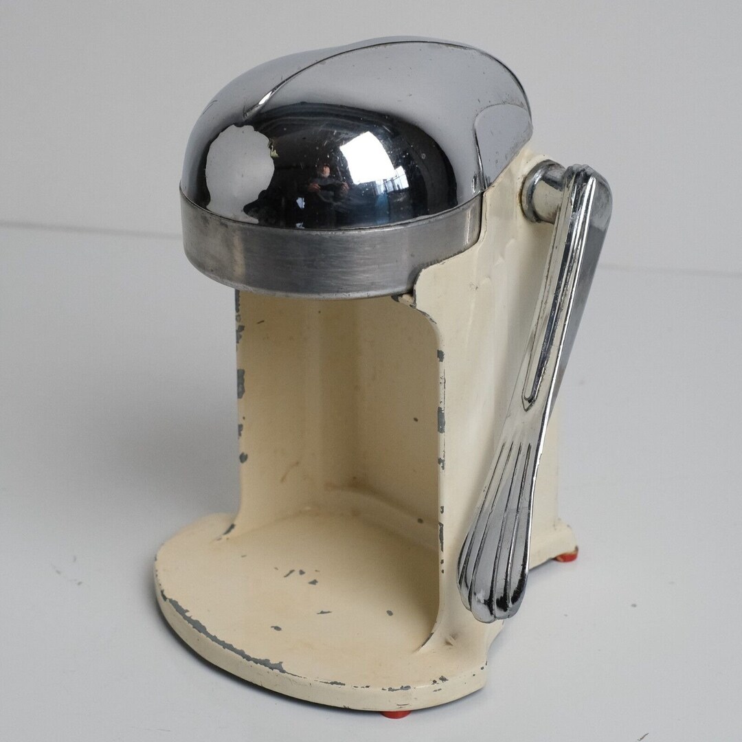 Vintage RIVAL JUICEOMAT Tilt Top Hand Crank Metal Juicer Model Ivory
