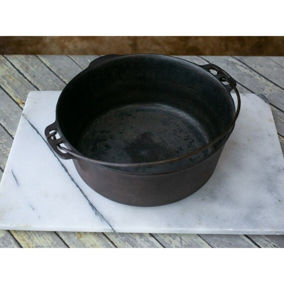 Vintage Cast Iron Dutch Oven Pot With Lid Unmarked 