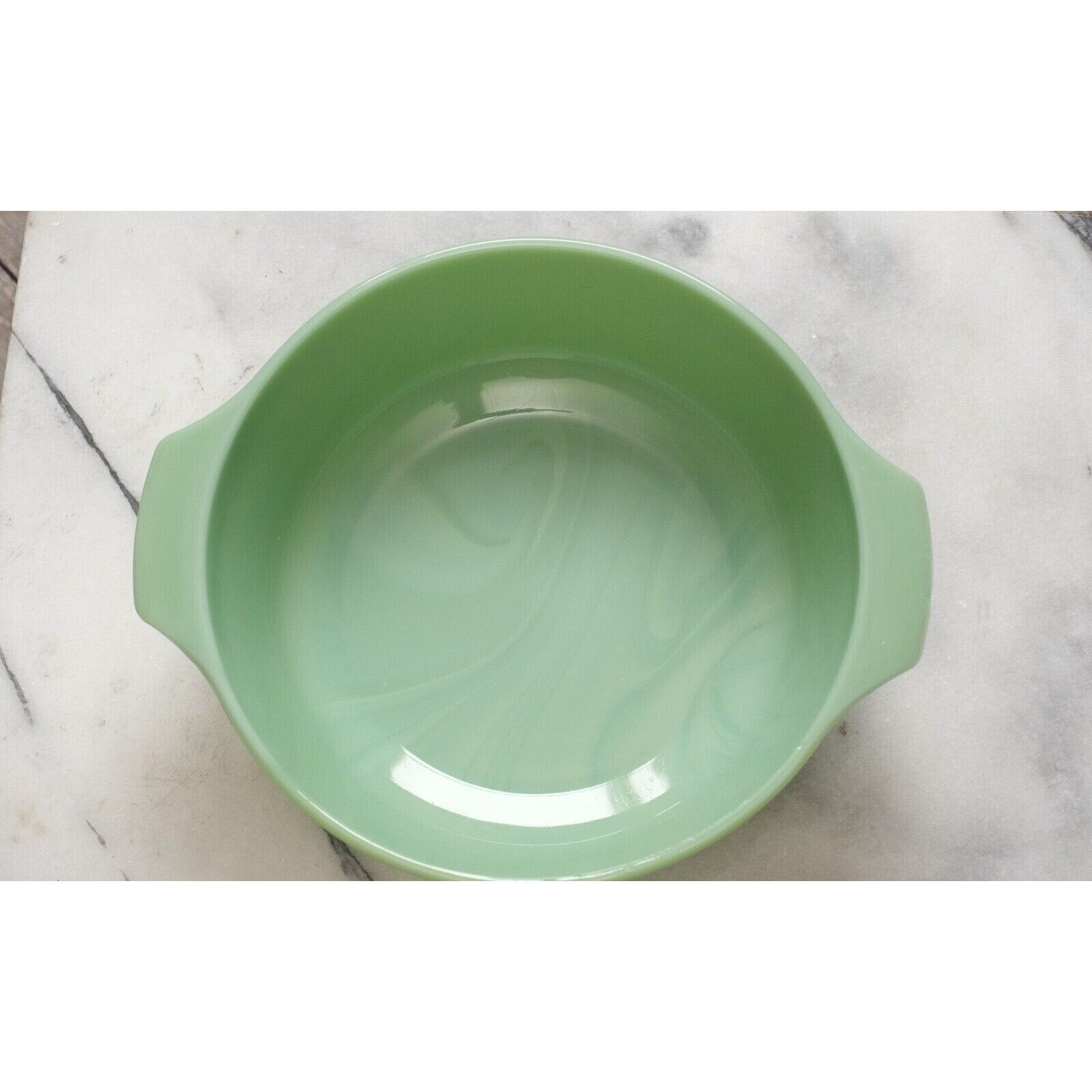 Vintage ANCHOR HOCKING Fireking Jadeite Casserole Dish 2000 2 Quart