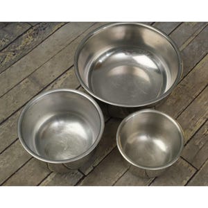 VOLLRATH Stainless Steel Mixing Bowls 3 Quart, 1.5 Quart, 3/4 Quart - Set of 3