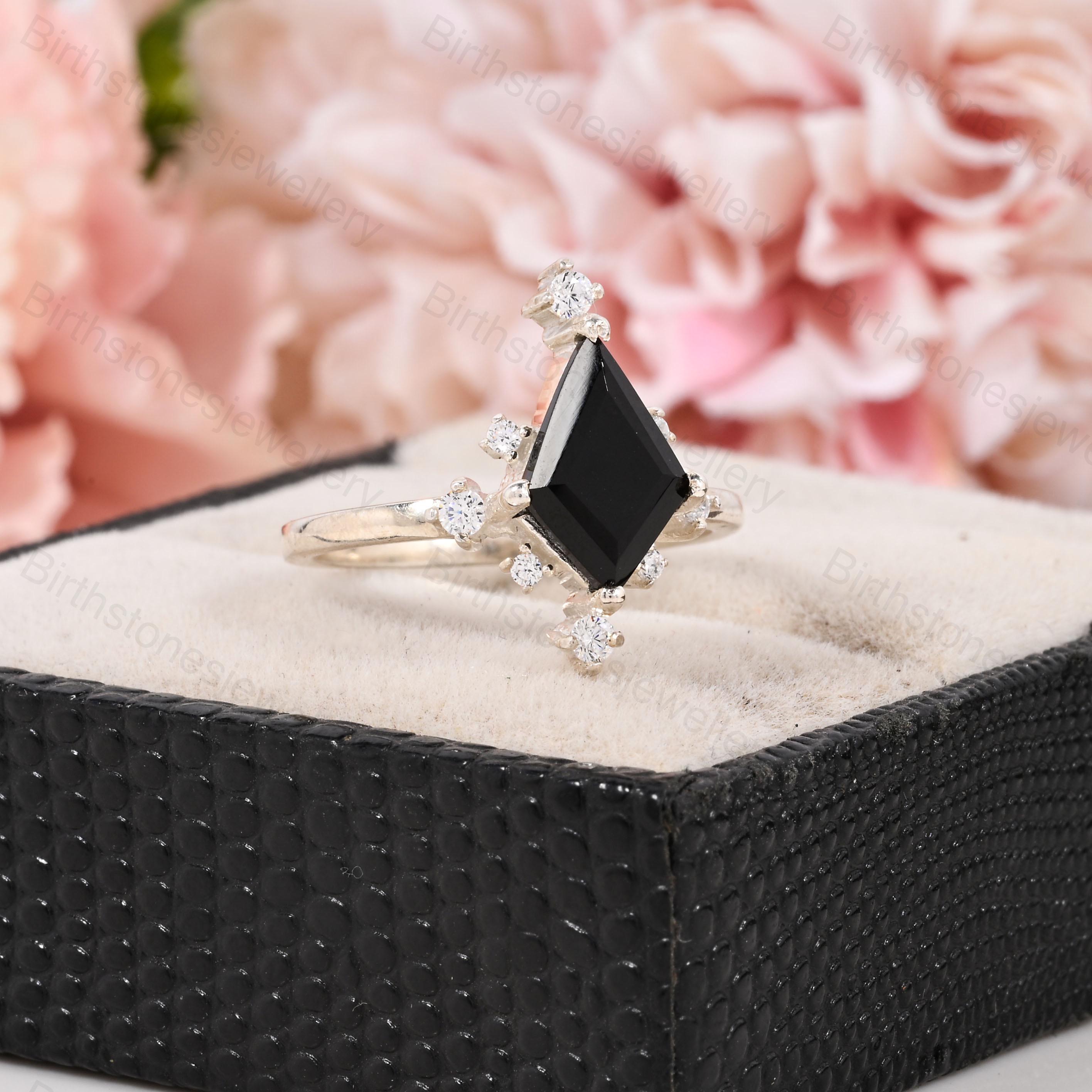 ブラックオニキス カイトリング：スターリングシルバー ゴシック