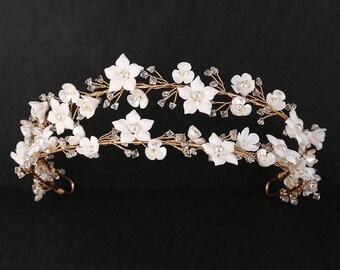 Floral Pearl Gold Wedding Crown / Crystal Wedding Tiara / Floral Leaf Headband / Bridal Wedding Birthday Headpiece / Floral Flower Hair Vine