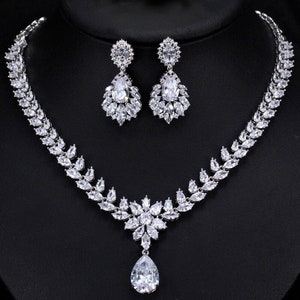 Swarovski bridal necklace set, Silver bridal necklace, wedding jewelry set , crystal Cz wedding necklace, vine bridal necklace Choker Gift