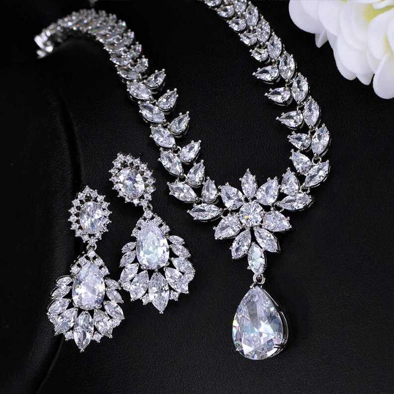 Swarovski bruids Cz ketting, zilveren bruids ketting, bruiloft sieraden set, Crystal Cz bruiloft ketting, wijnstok bruids ketting choker cadeau afbeelding 5