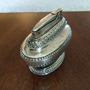 Vintage Queen Anne Ronson Table Lighter Silver Plated by Ronson Sparks ...