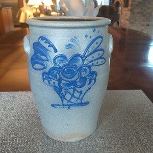 Vintage Ethan Allen Rowe Pottery Stoneware Salt Glaze Kitchen Utensil Crock With Ears Flower Basket Design