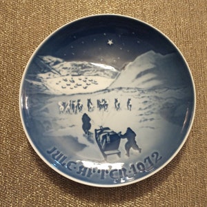 Vintage Yule Aften 1972 Collectors Plate Bing and Grondahl Christmas In Greenland
