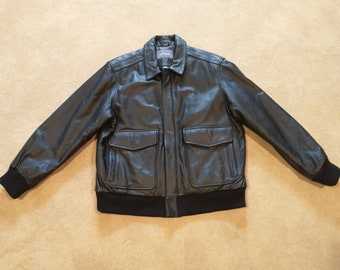 Vintage Croft and Barrow Men's Black Leather Jacket Size L Bomber