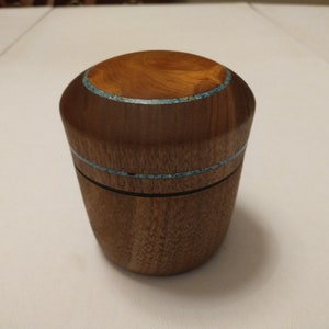 Vintage Don Isaacson Turned Wooden Box With Figured Wood Inlay Exquisite Art Object