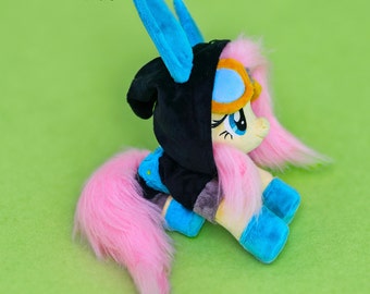 Fluttershy con su traje de misión peligrosa - My Little Pony Beanie Plush