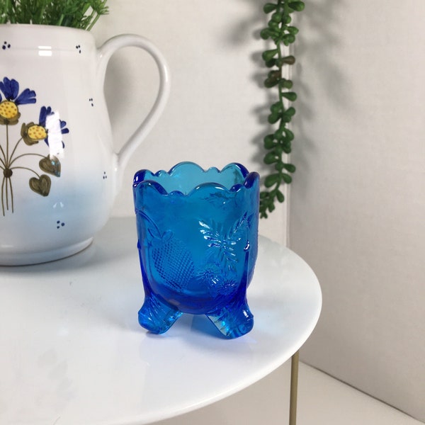 Vintage Cambridge Glass Near Cut Glass Cobalt Blue Toothpick Holder Strawberry Pattern Pressed Glass 1904-1920 Art Deco Cottage Brush Holder