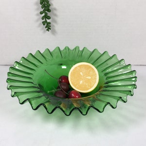 Hand Blown Green Art Glass Fruit Console Bowl Crimped Ruffled Edge Pontil Marked Base Cottage Farmhouse MCM BoHo Avocado Green Vintage Glass