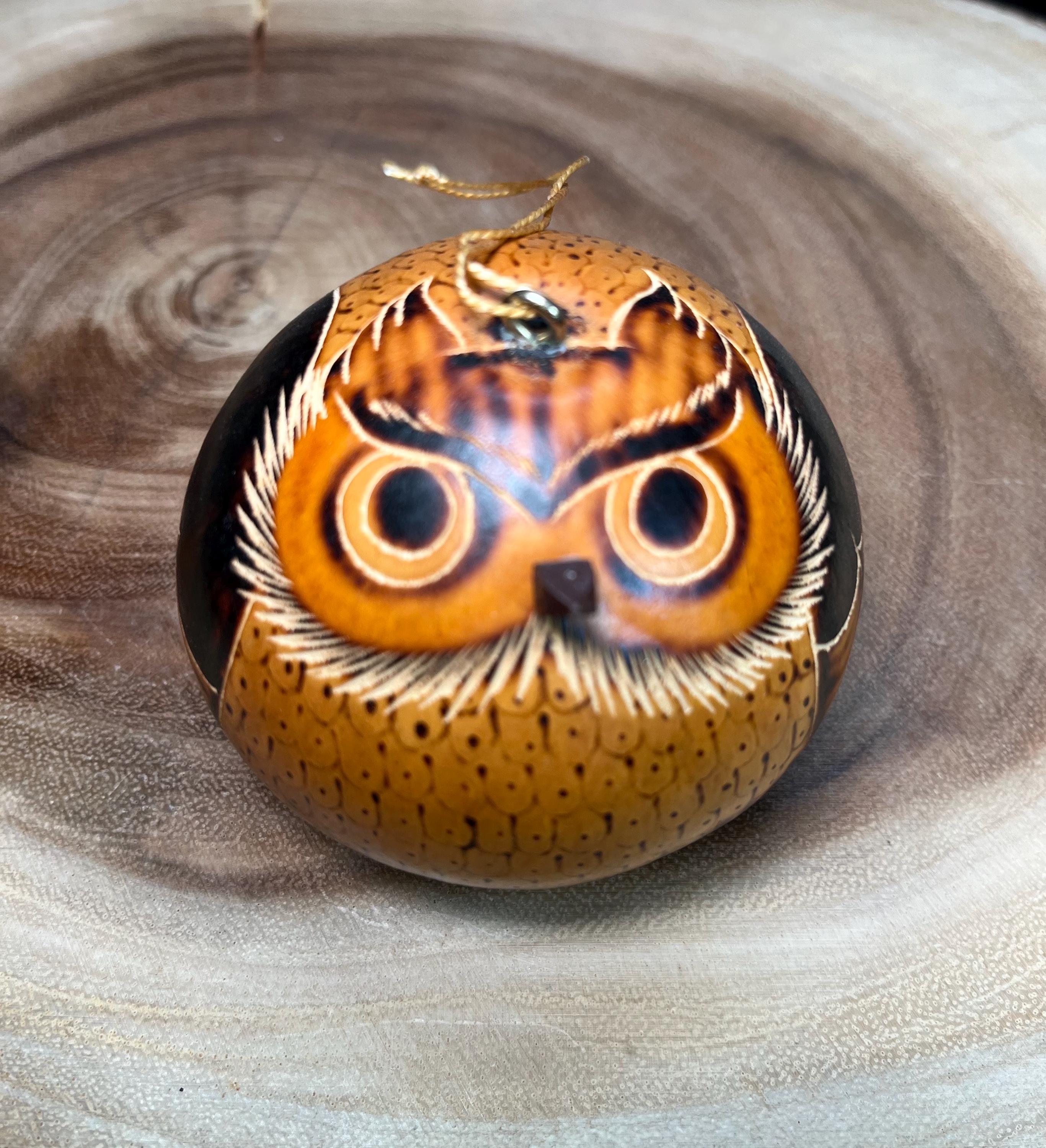 スワンカロ-ク窯　象置物 Peruvian Hand Carved Gourd Owl Ornament Burned for Color