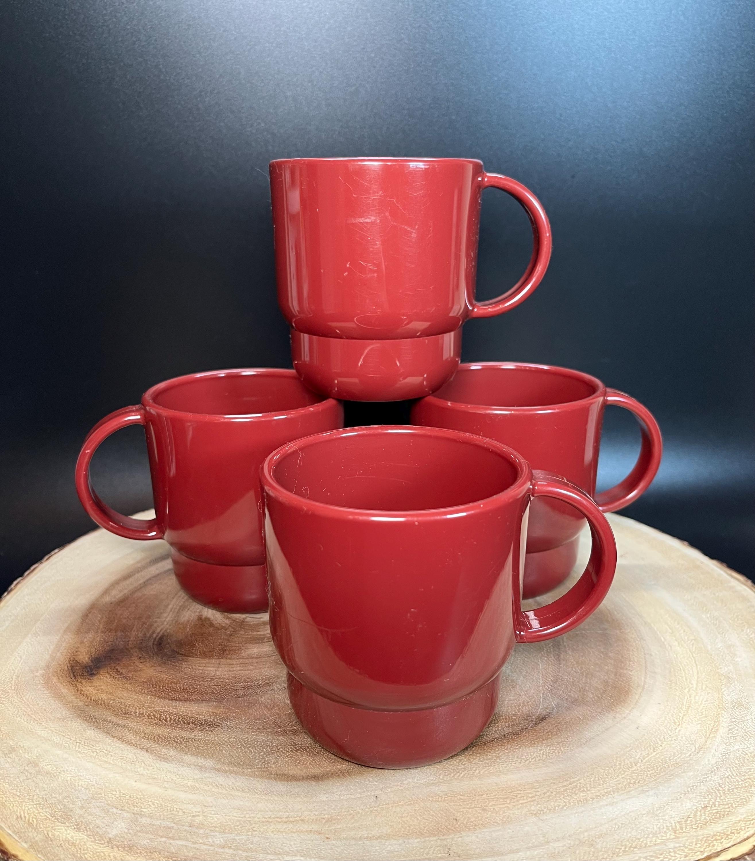 Choisissez votre ensemble de tasses tupperware parfait ou