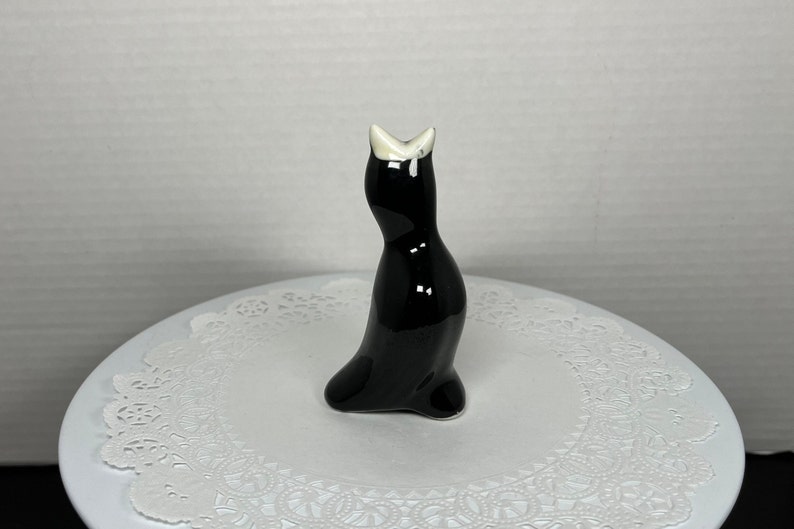 Ceramic Pie Bird Pie Chimney Whistle Funnel Black Bird White Etsy