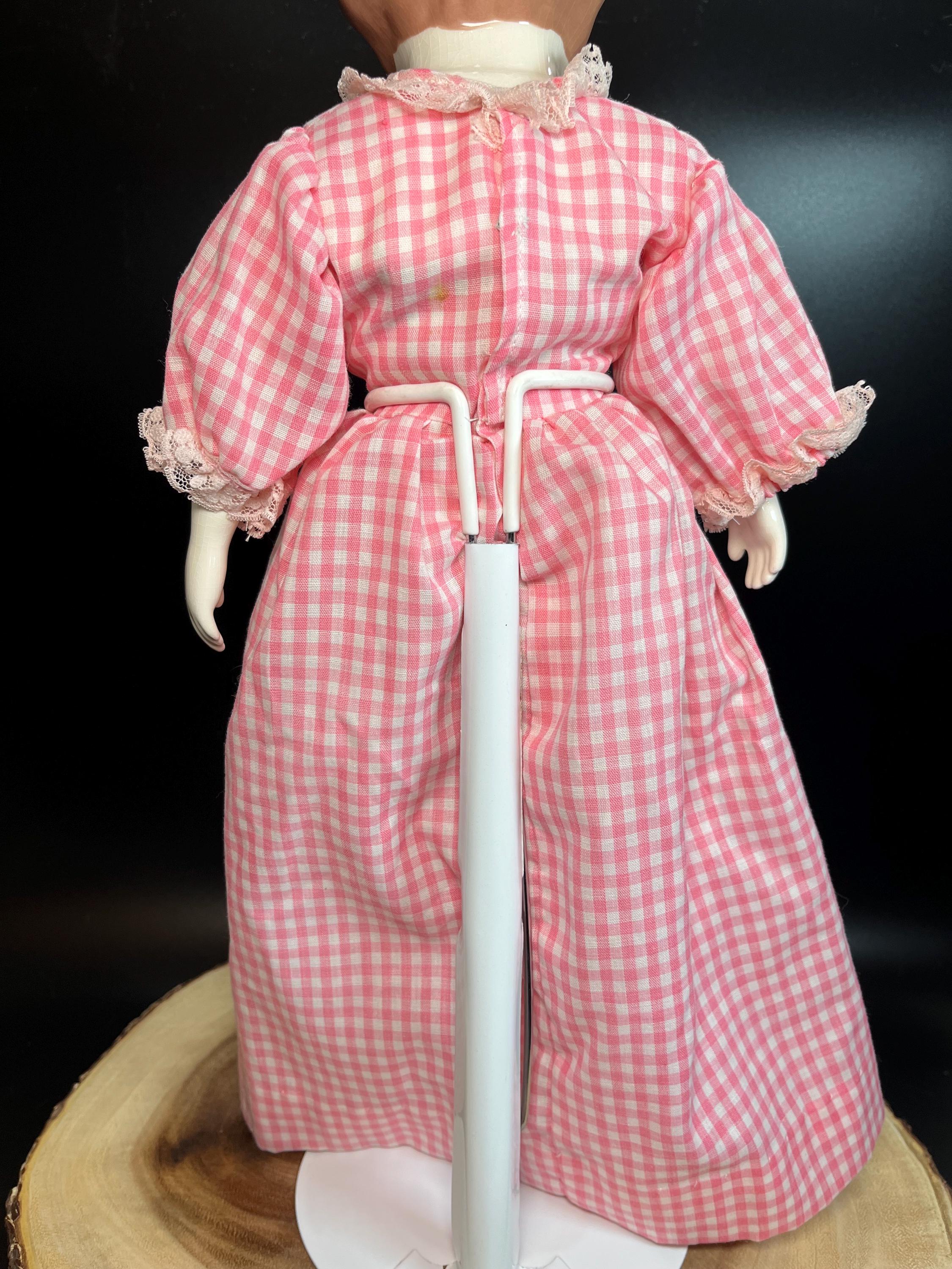 Vintage China Head Doll: 17