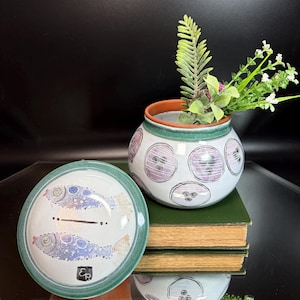 Hand Crafted Pottery Decorative Lidded Bowl Hand Painted Fish & Circles Signed EP