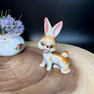 Vintage Porcelain Bunny Figurine: 1950s Japan Easter Decor