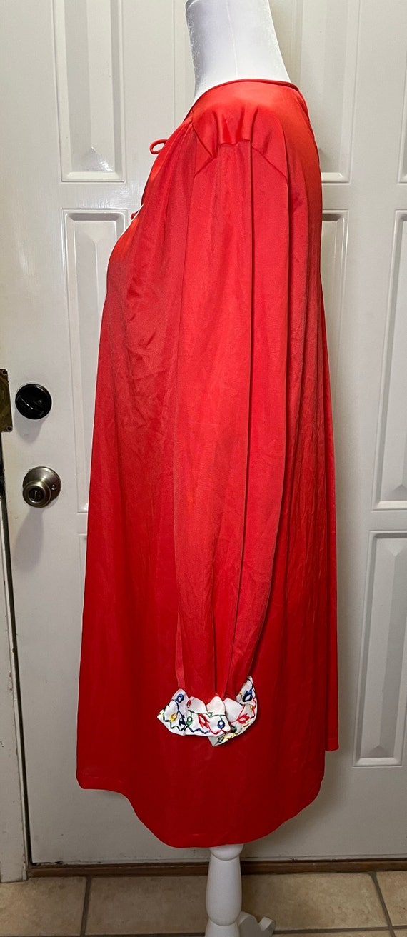 Vanity Fair Red Long Sleeve Nylon Sleep Shirt Sca… - image 5