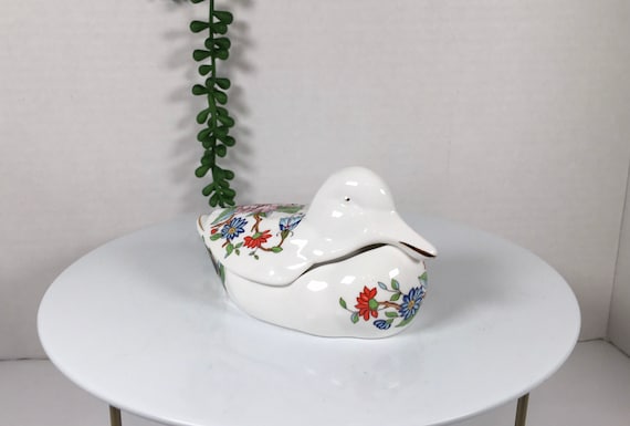 Aynsley Pembroke Duck Box: Vintage Floral Porcelain Vanity Decor