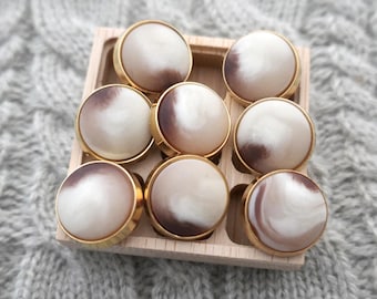 Little Faux-Horn Buttons, ≈13mm 1/2" - Tonal Beige to Brown Horn Imitation Buttons w/ Golden Rims Long Shanks, 8 Vtg NOS  BB1059