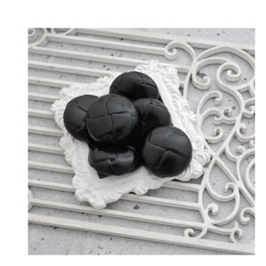 4 Oval Domed Glossy Black Leather Shank Buttons 1 25mm Long 18mm 11 16 Wide 11120 Etsy