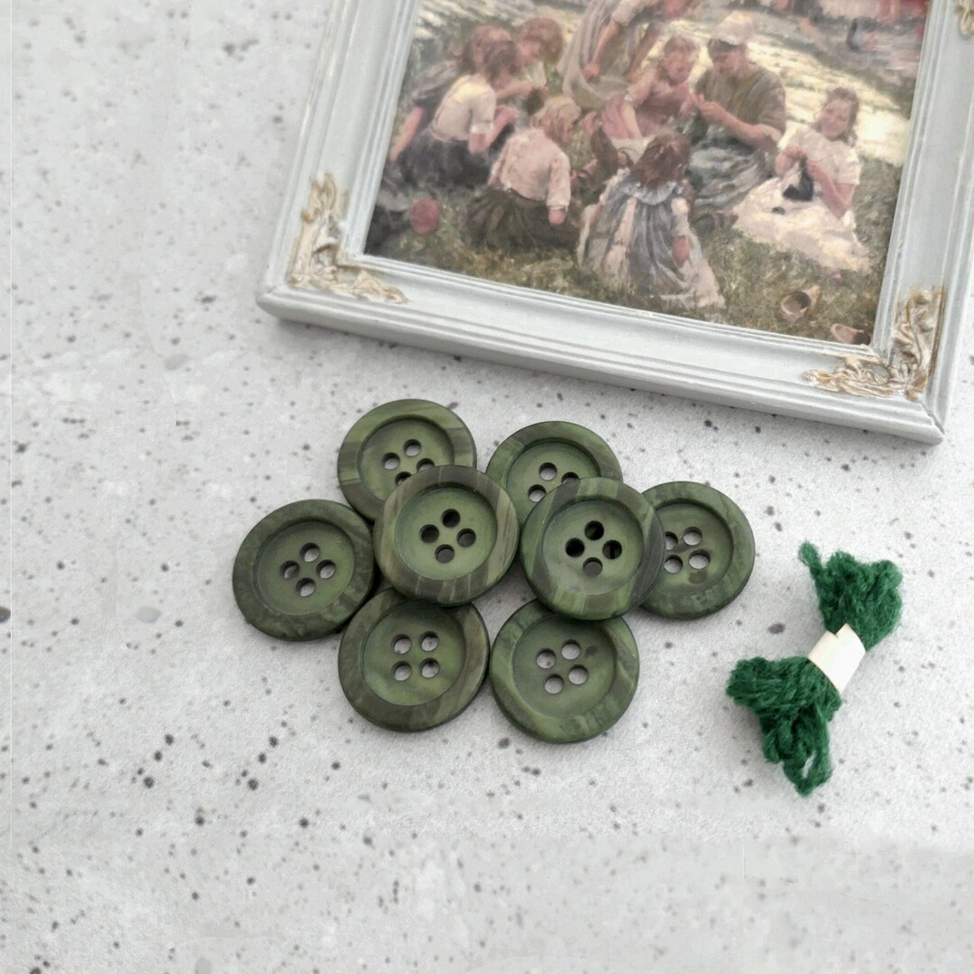 Dark Bronze Green Buttons, 19mm 3/4 Inch Striated Deep Satin Tonal