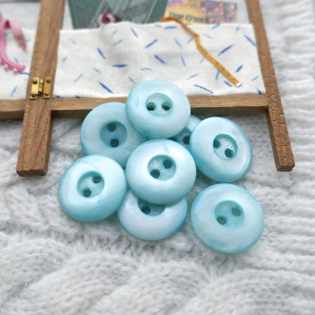 Light Blue Shell Buttons, 15mm 5/8