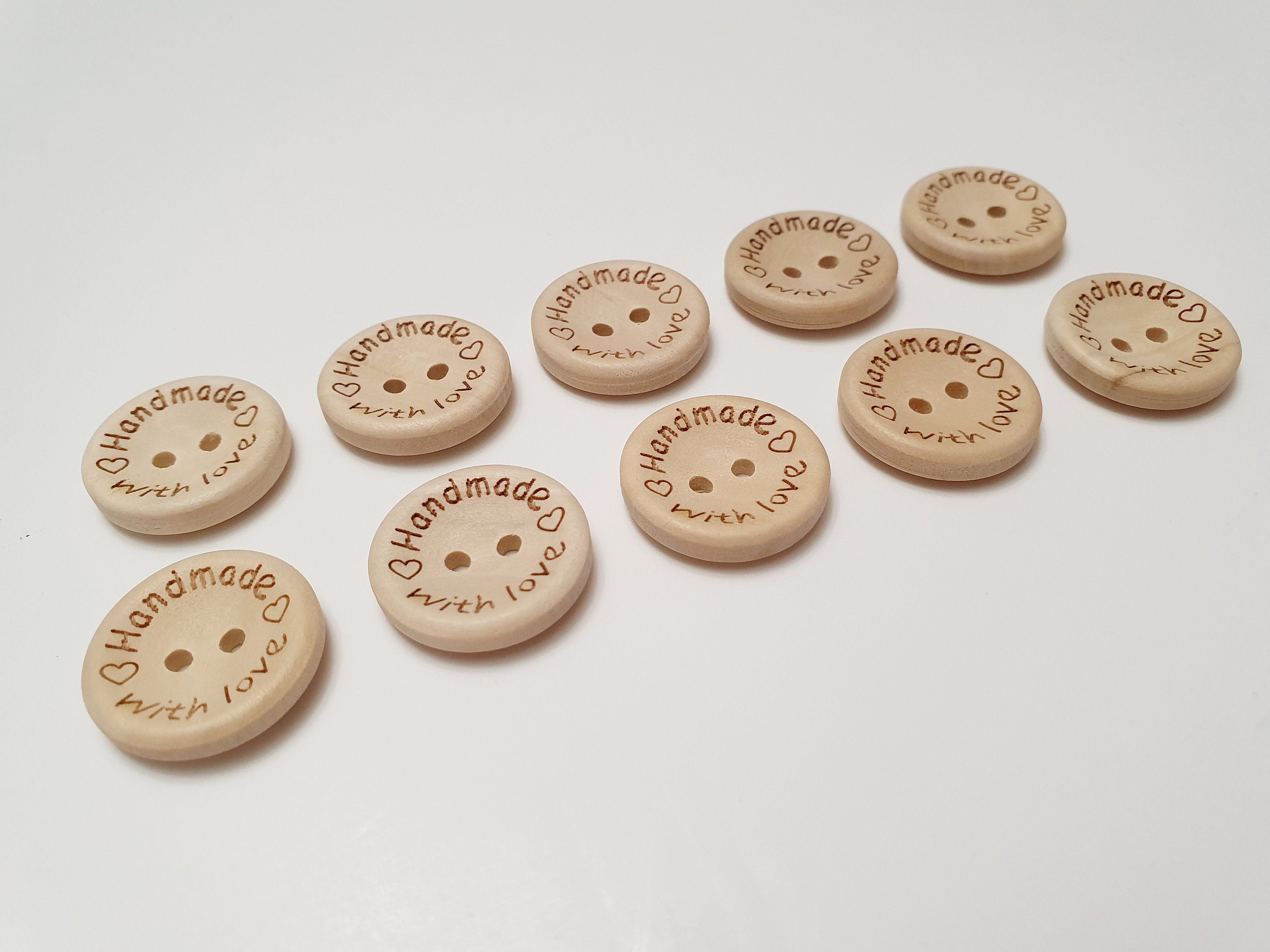 DIY CRAFT WOOD"HANDMADE WITH LOVE BUTTONS" 2 SIZES 10